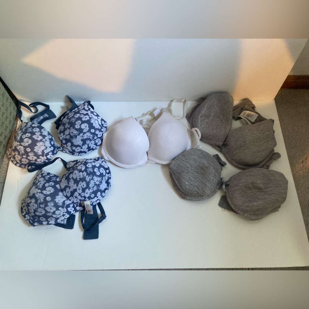Multicolor tshirt Bra lot